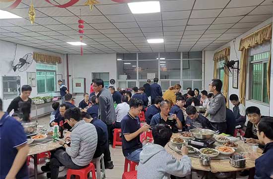 珠海林順公司過年聚餐：團結與歡樂的盛宴